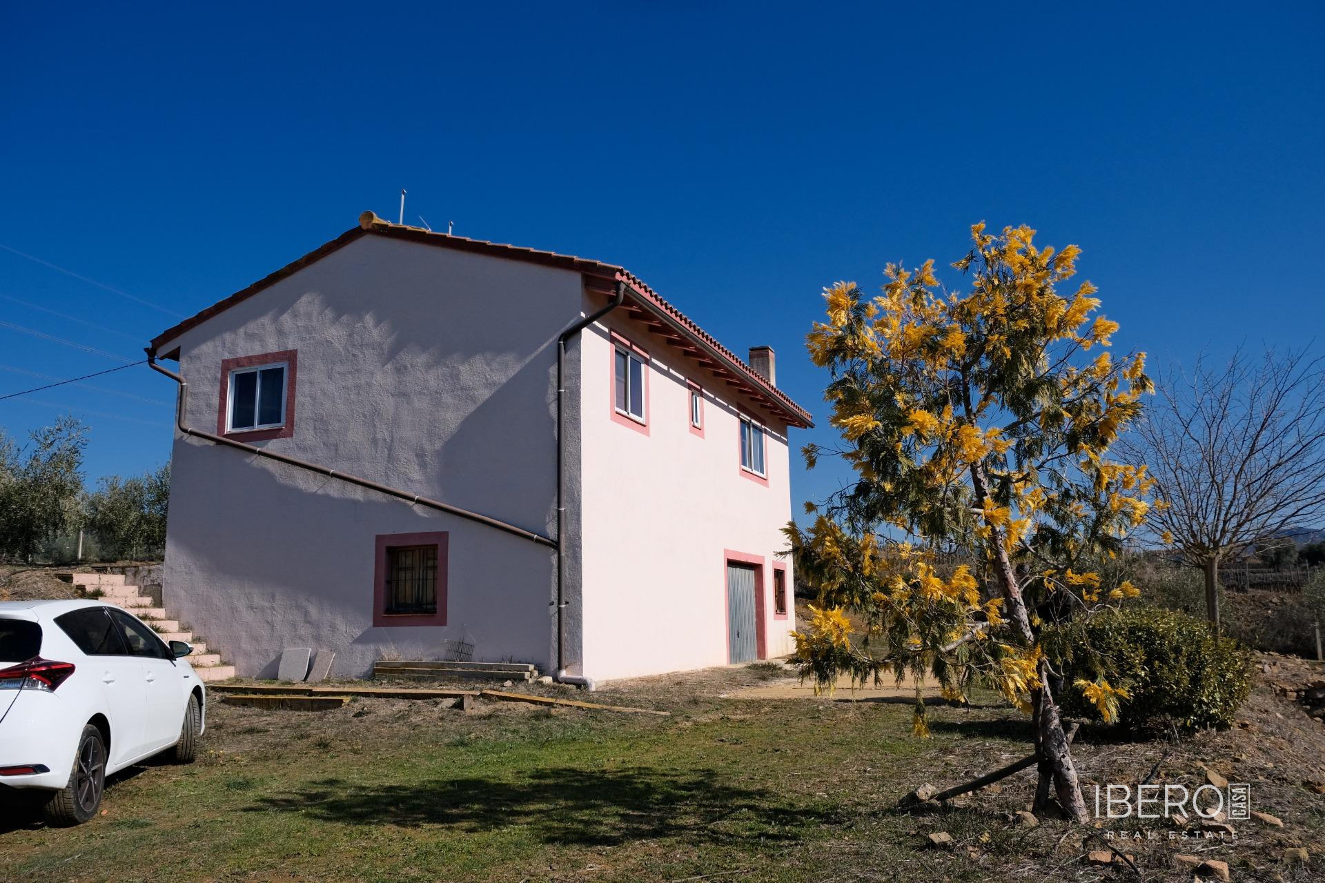 Dům 3+kk Falset, Tarragona, Spain