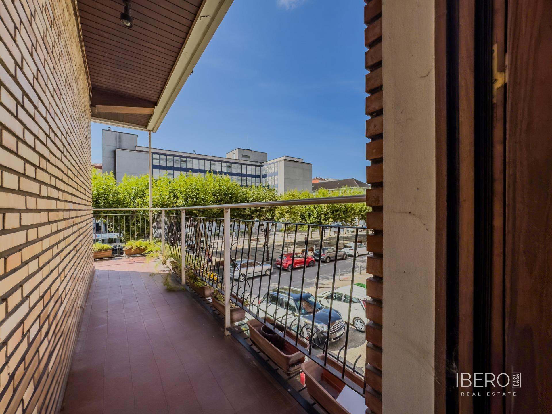 Byt 6+kk Torrelavega, Cantabria, Spain