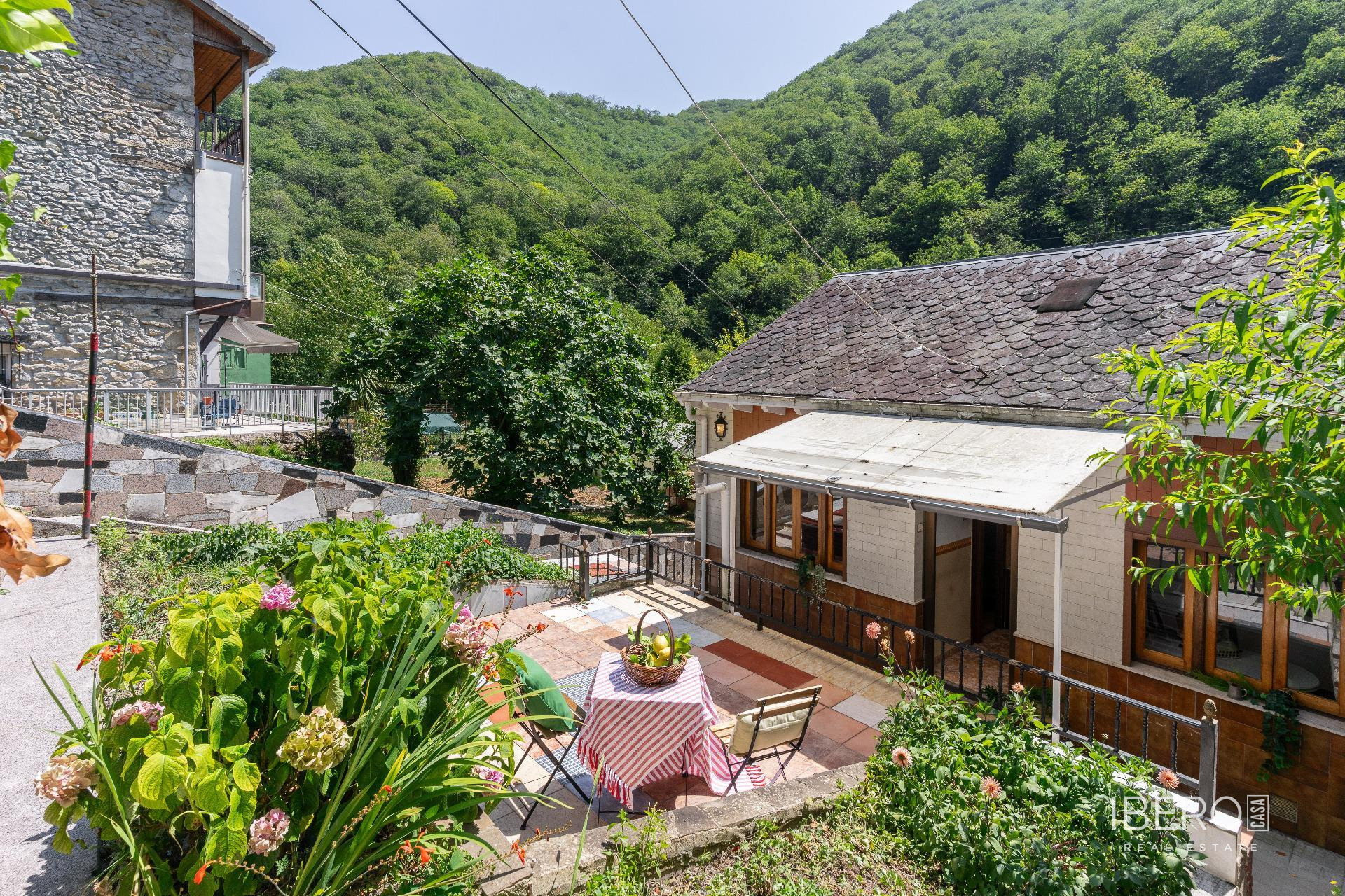 Dům 4+kk Mieres, Asturias, Spain