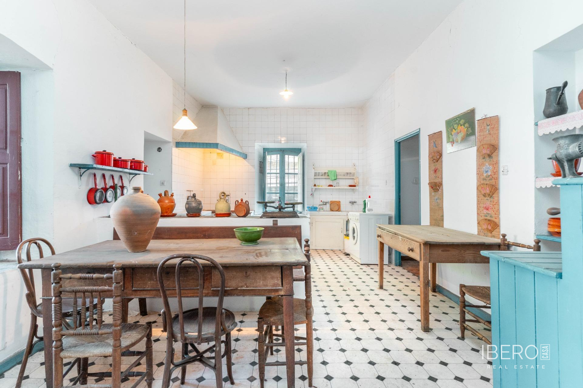 Casa 10 habitaciónes Palacios del Sil, León