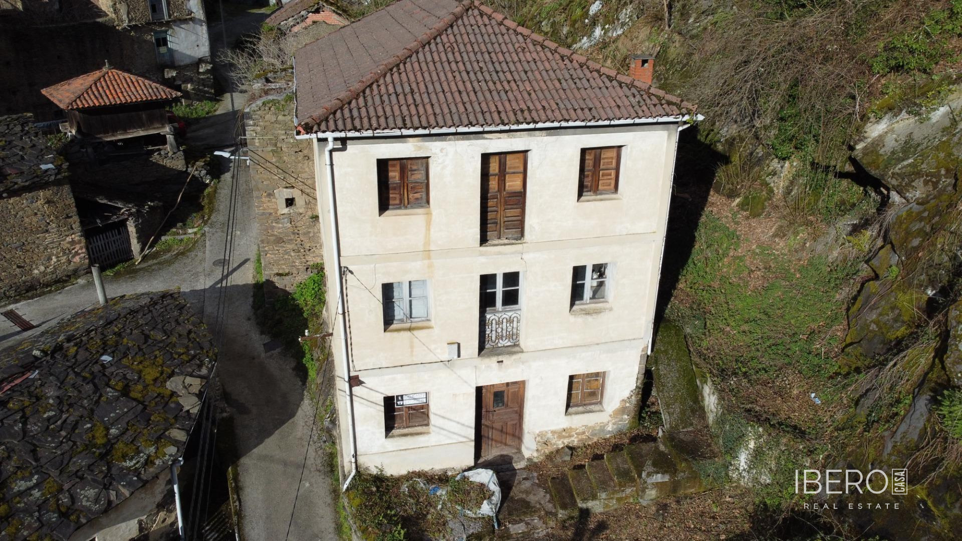 Dům 4+kk Aller, Asturias, Spain