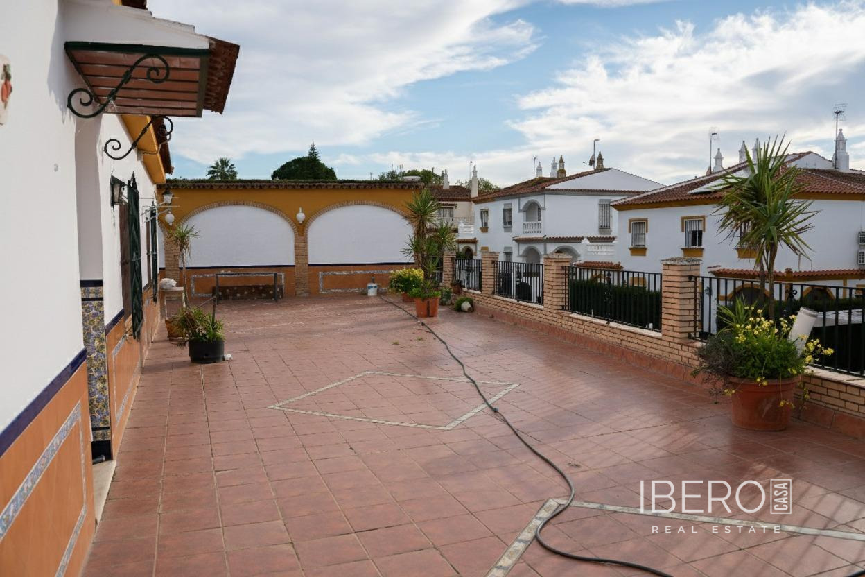 Dům 4+kk Gines, Spain
