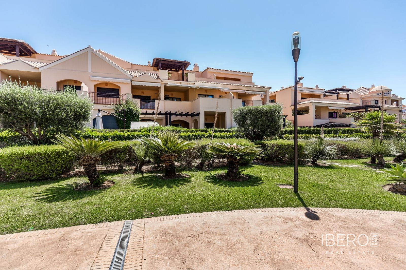 2-bedroom apartment near the marina, Puerto Banús