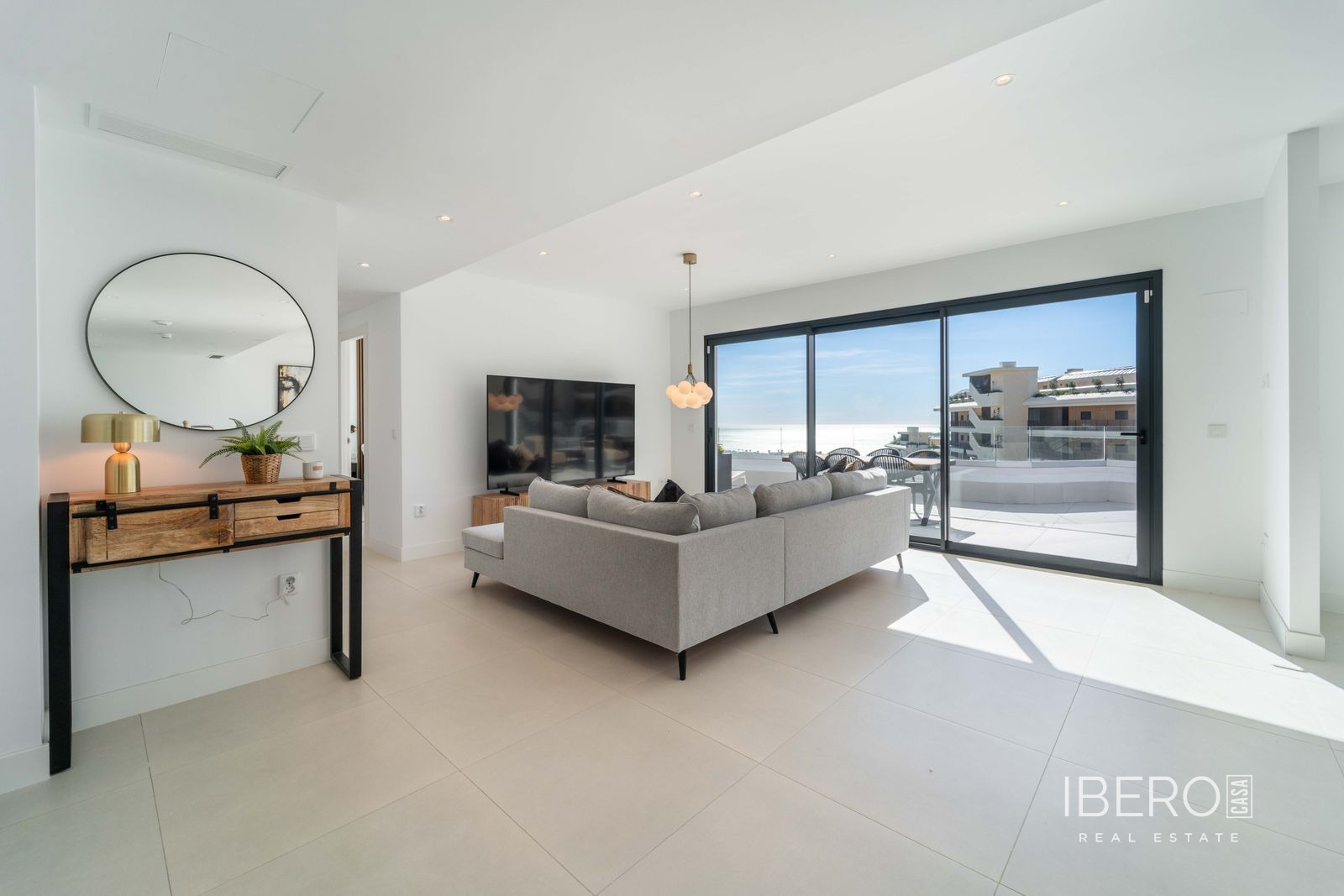 Nový apartmán se 3 ložnicemi a výhledem na moře, Fuengirola