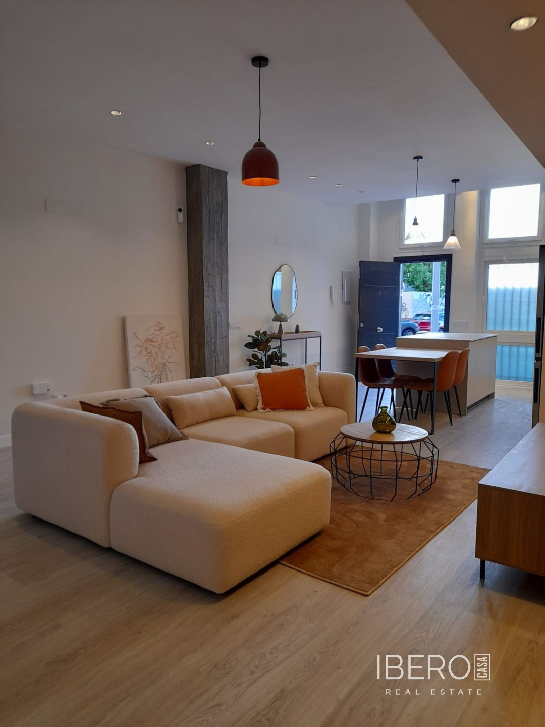 Zrekonstruovaný apartmán se 3 ložnicemi, Málaga