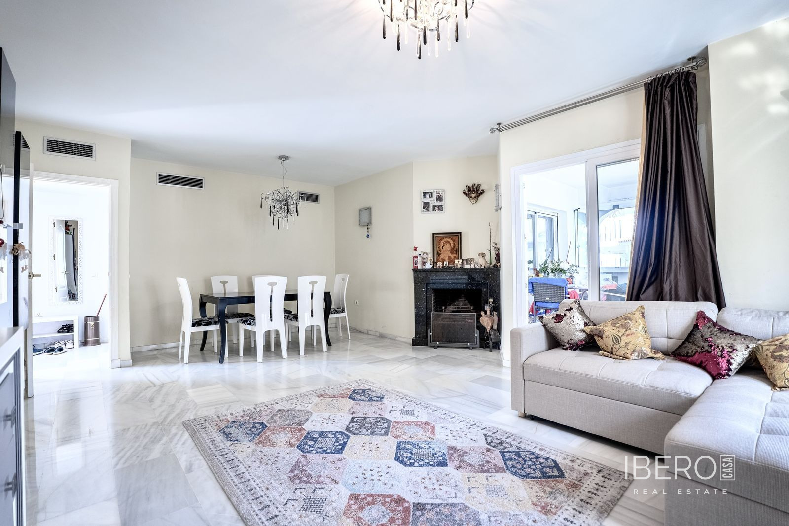 Apartmán se 2 ložnicemi kousek od golfu, Nueva Andalucía