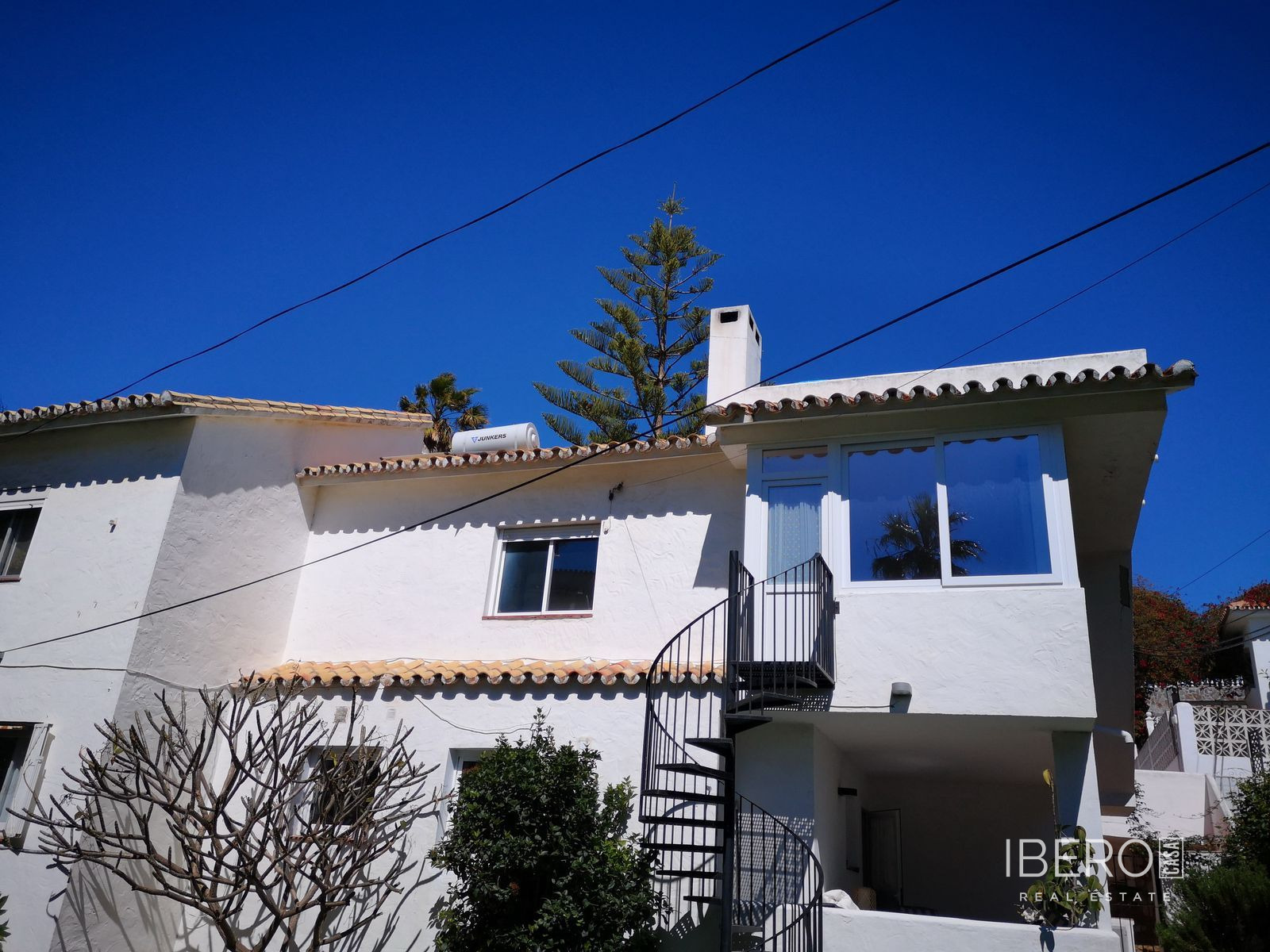 Dům se 4 ložnicemi kousek od moře, Mijas Costa