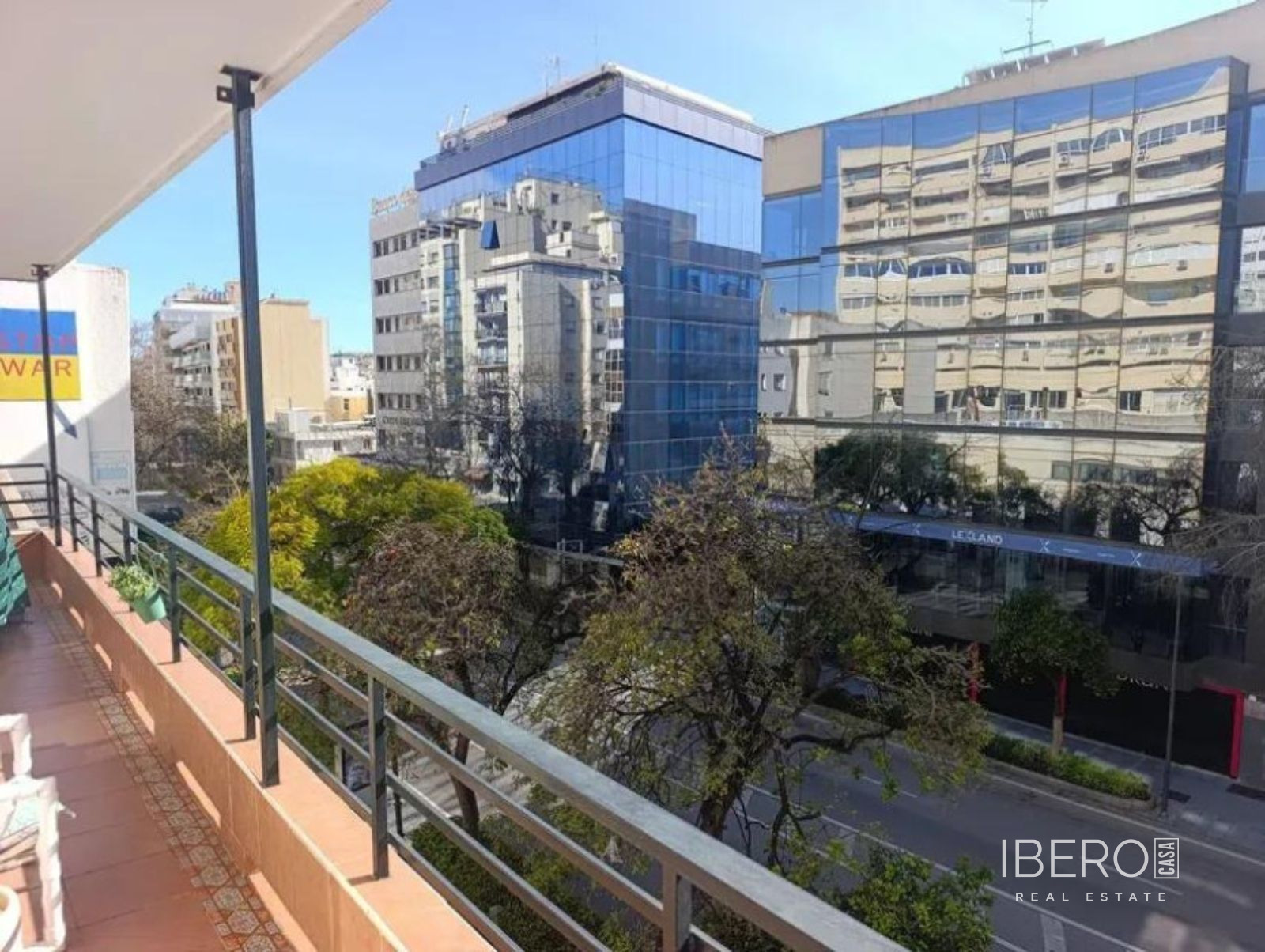 Apartmán se 4 ložnicemi kousek od mariny, Marbella