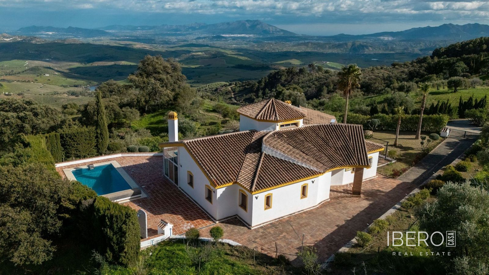 Dům se 4 ložnicemi a panoramatickým výhledem, Casarabonela