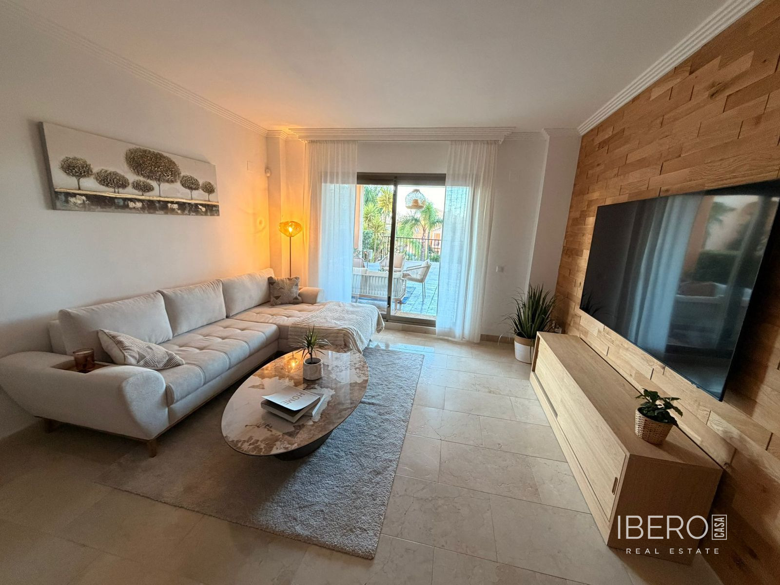 Zrekonstruovaný apartmán se 2 ložnicemi kousek od golfu, El Paraiso
