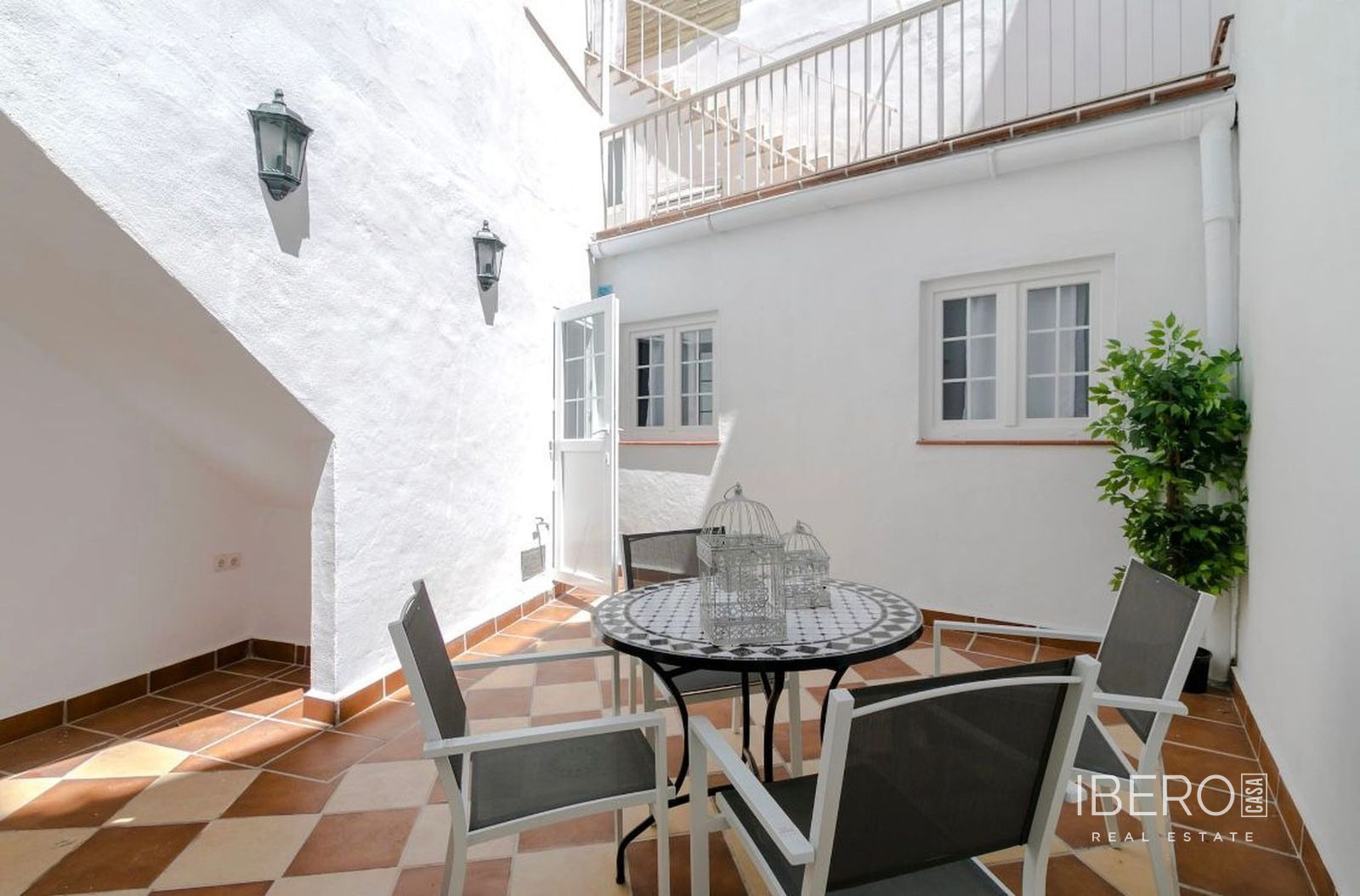Zrekonstruovaný dům se 3 ložnicemi a střešní terasou, Málaga Centro