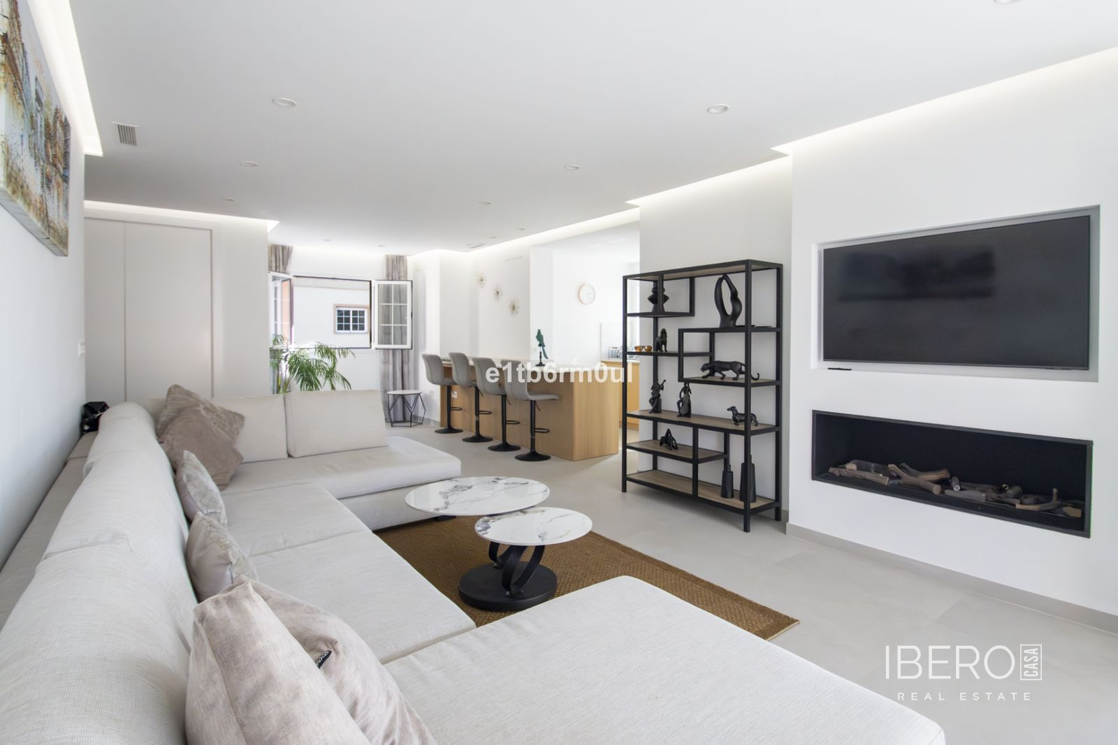 Zrekonstruovaný apartmán se 2 ložnicemi, Nueva Andalucía