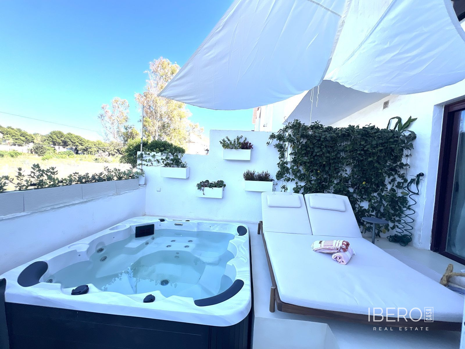 Renovated 3-bedroom apartment near the marina, Nueva Andalucía