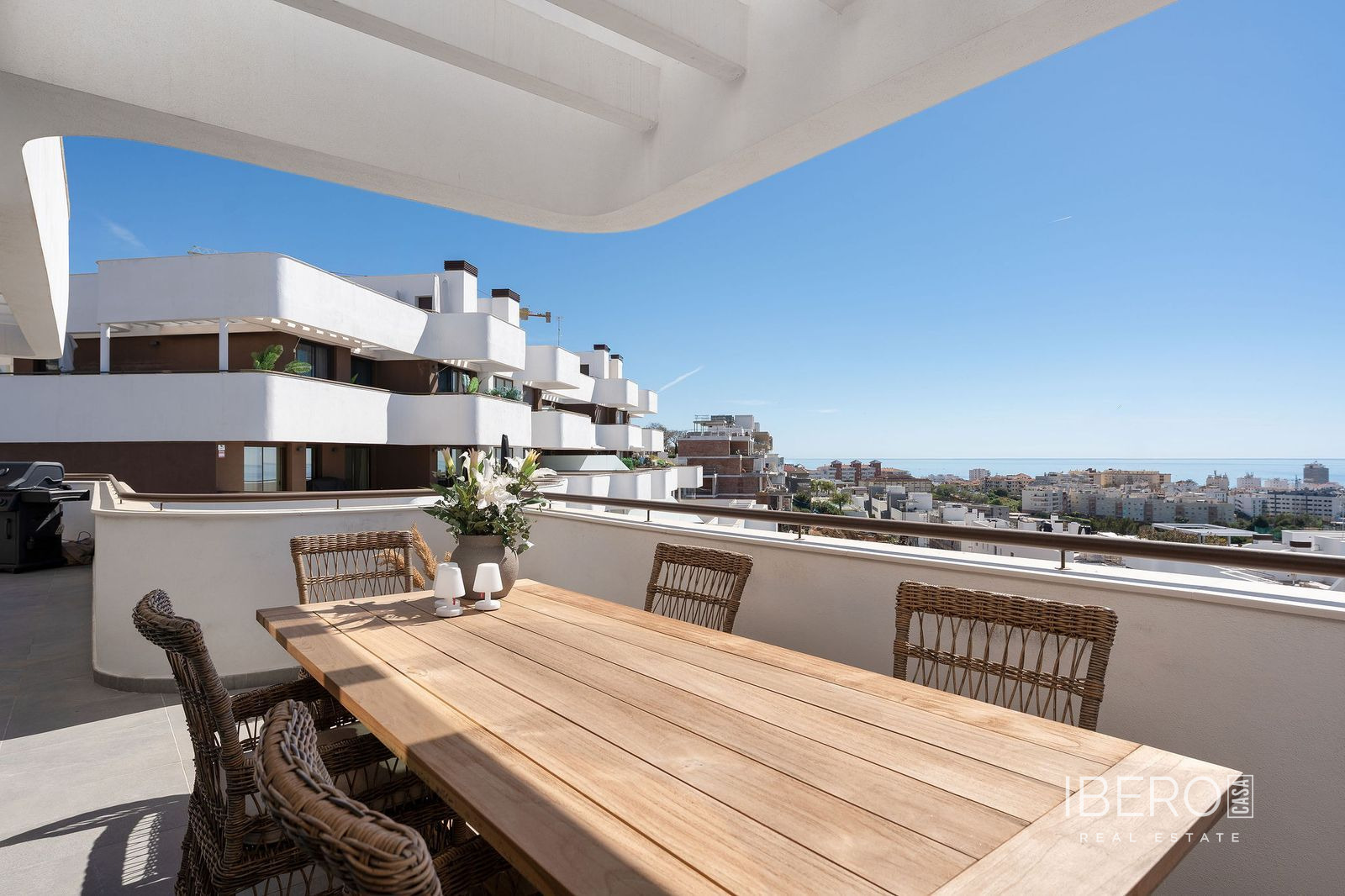 Apartmán se 3 ložnicemi a výhledem na moře, Estepona
