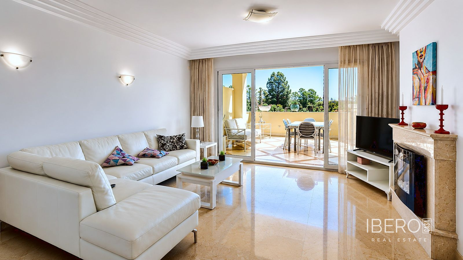 Apartmán se 3 ložnicemi a krbem, Casares