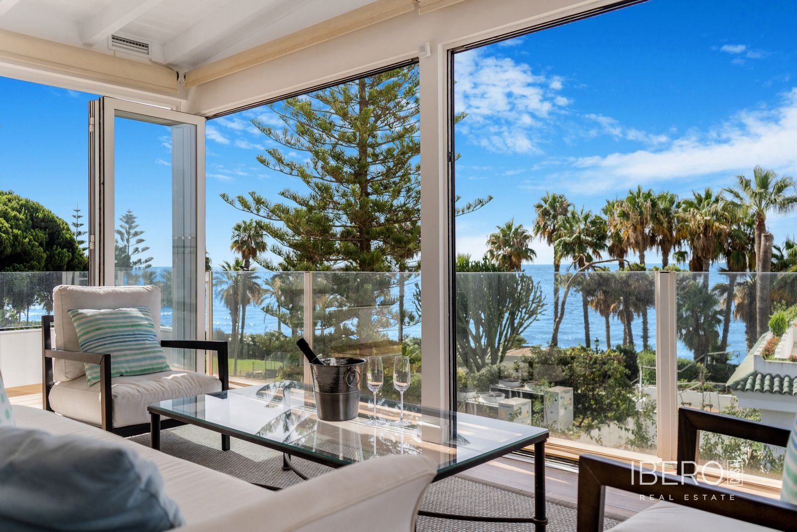 Casa de 4 dormitorios con vistas al mar, The Golden Mile
