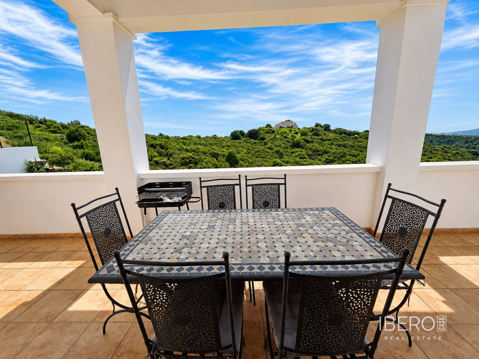 Zrekonstruovaný dům se 3 ložnicemi a výhledem na moře, Casares Playa