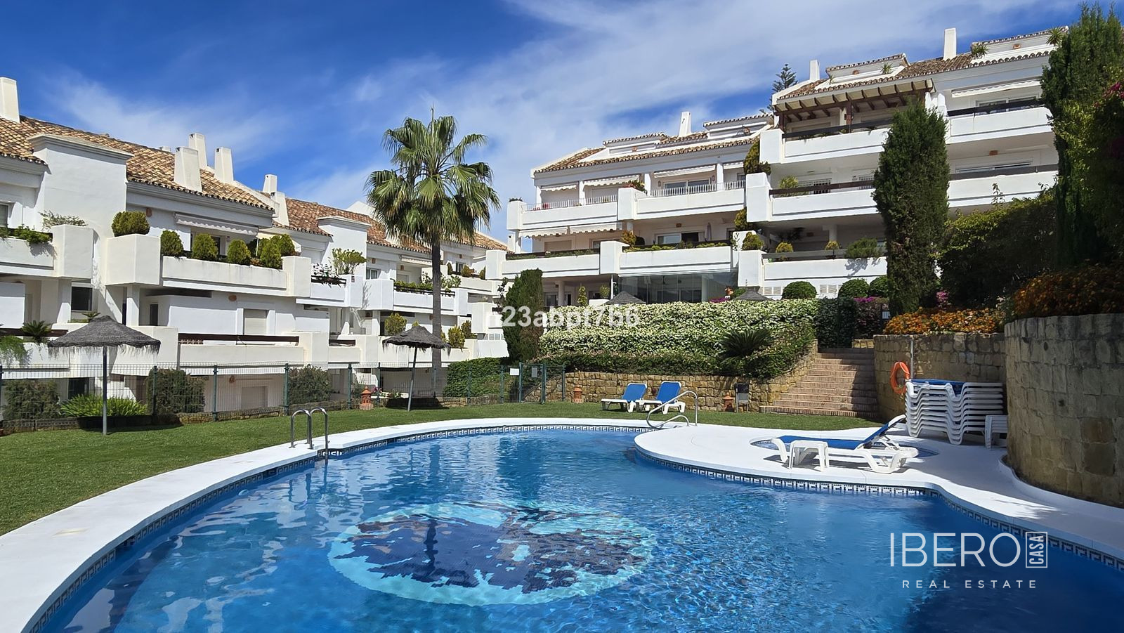 Apartamento de 2 dormitorios cerca del golf, Nueva Andalucía