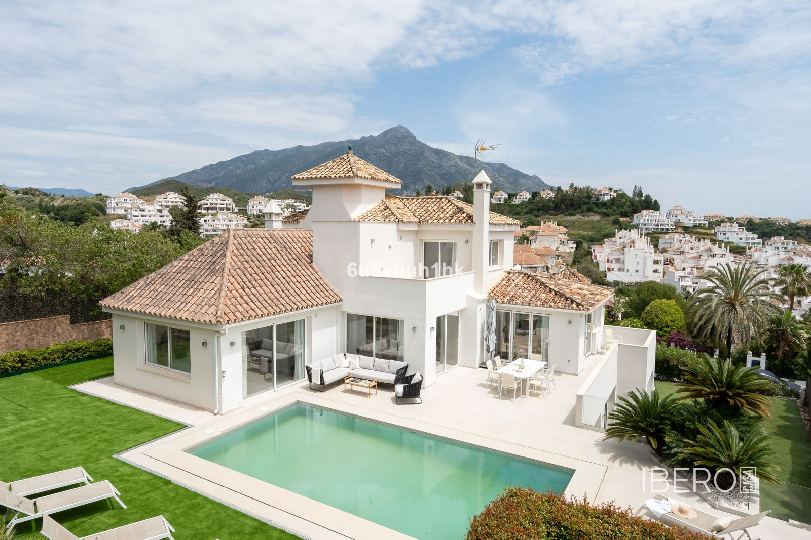 Dům s 5 ložnicemi a výhledem na moře, Marbella