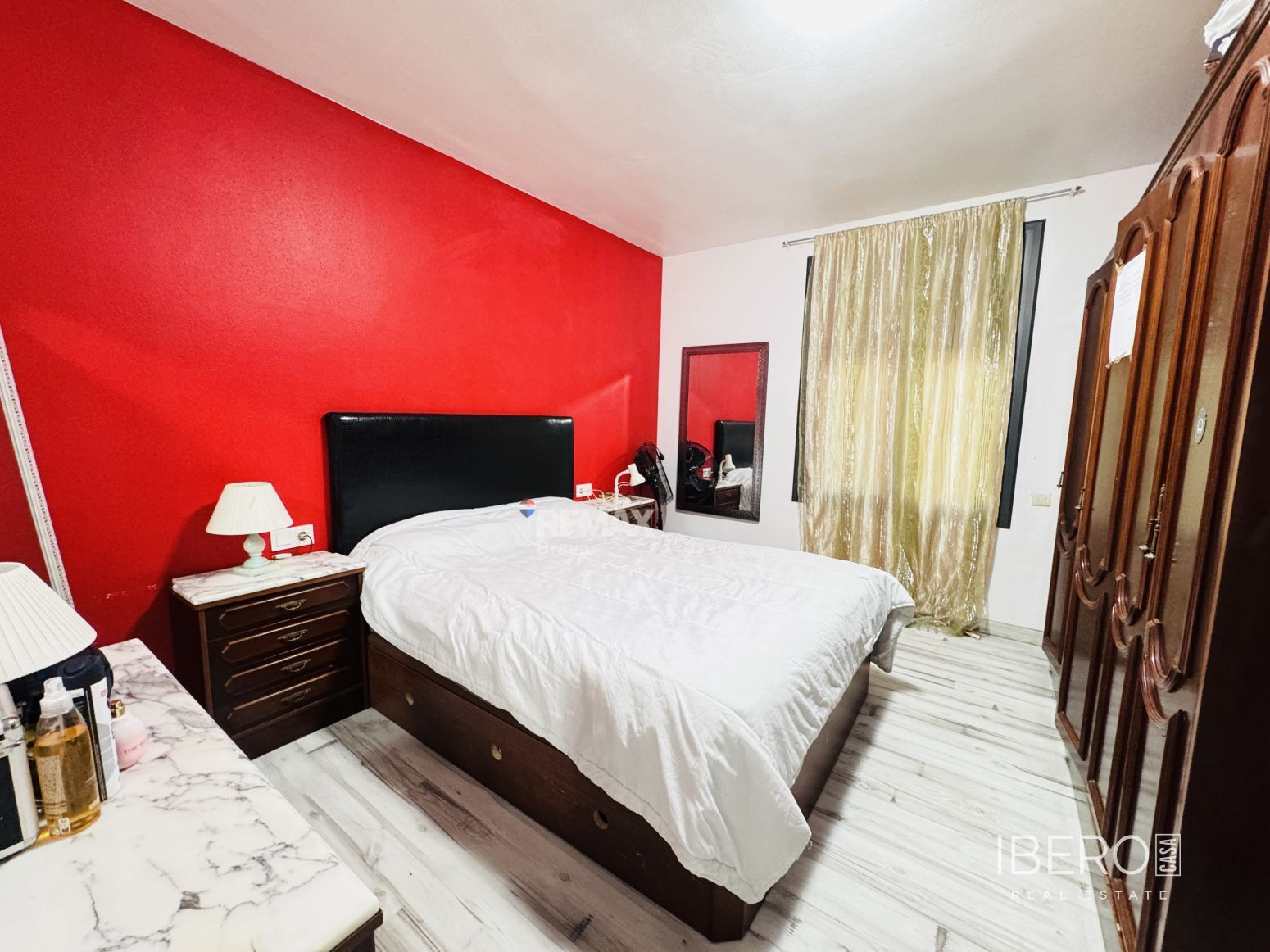 Apartmán se 3 ložnicemi, Girona