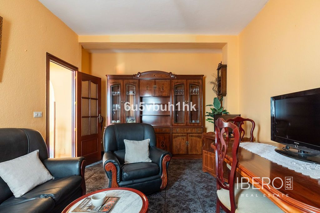 Apartmán se 3 ložnicemi a střešní terasou, Las Lagunas