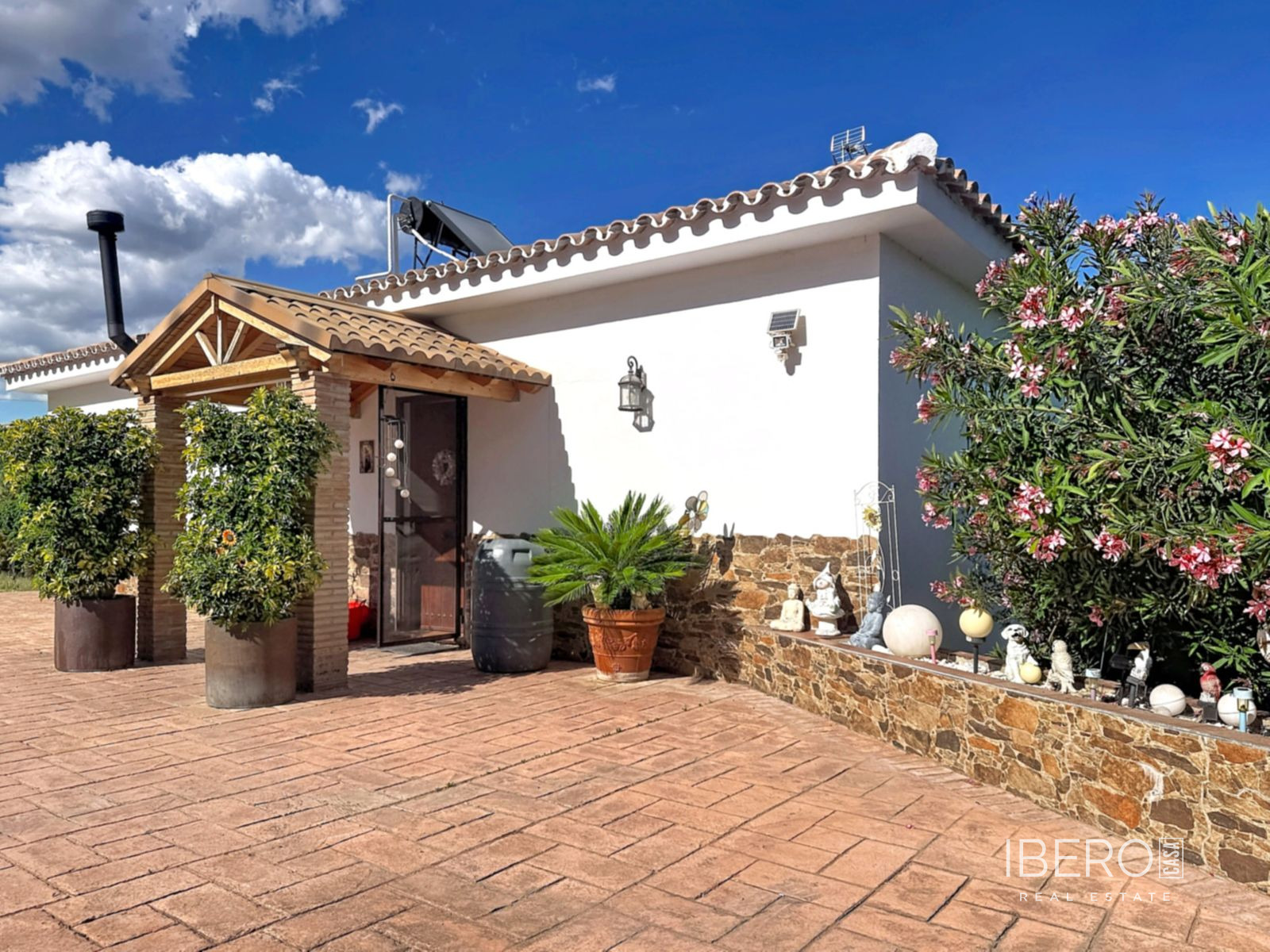 Zrekonstruovaný dům se 3 ložnicemi kousek od moře, Estepona