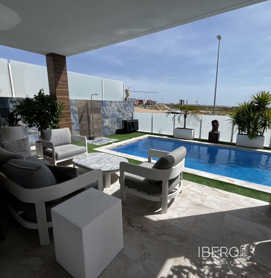 Casa 3 habitaciones Orihuela