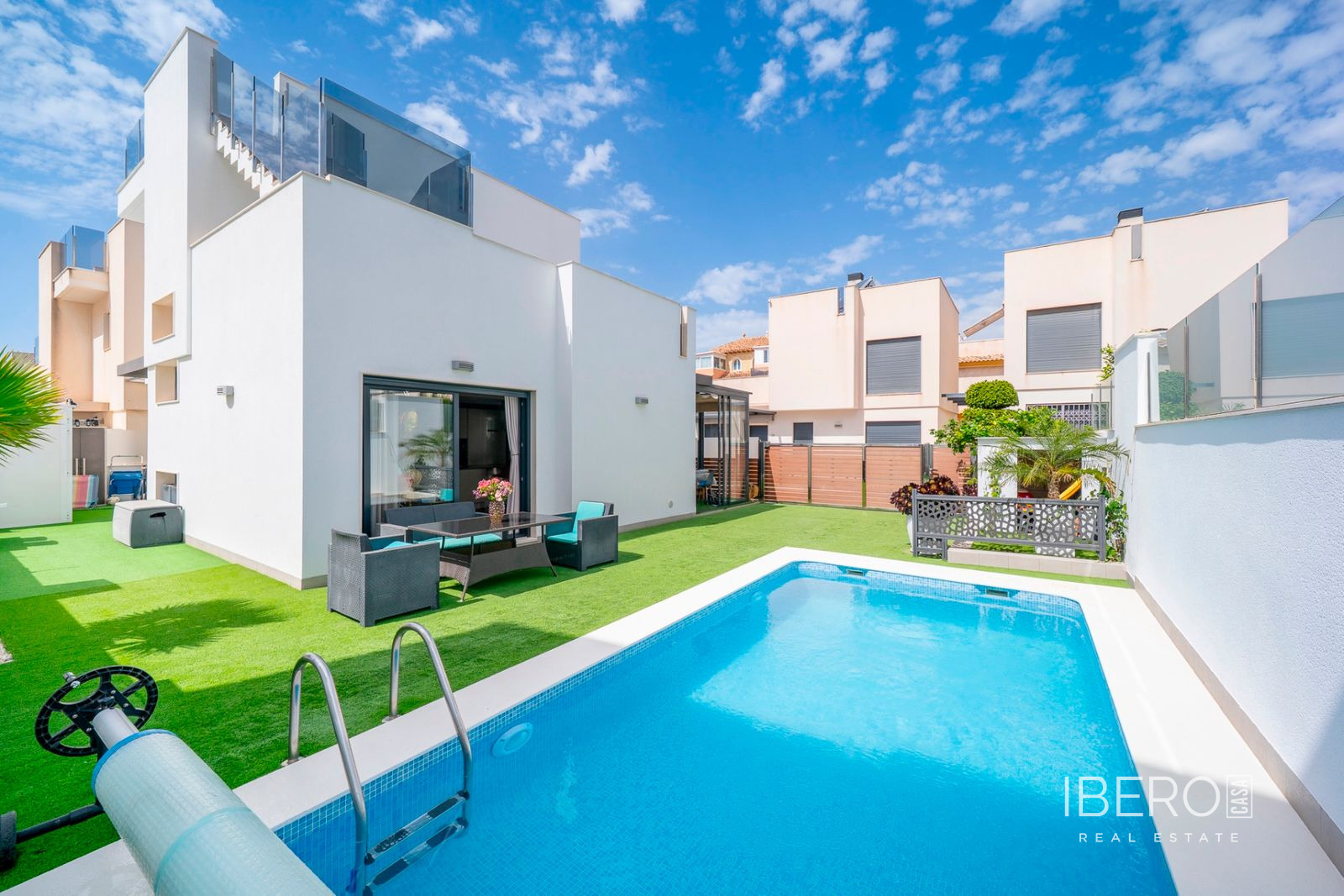 Dům s 5 ložnicemi, Torrevieja