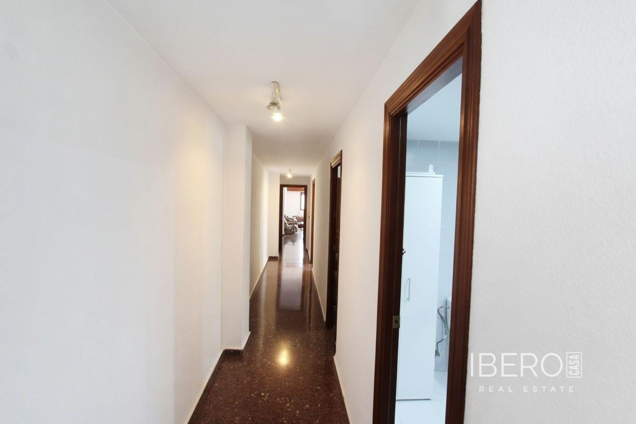 Apartamento de 4 dormitorios, Paterna