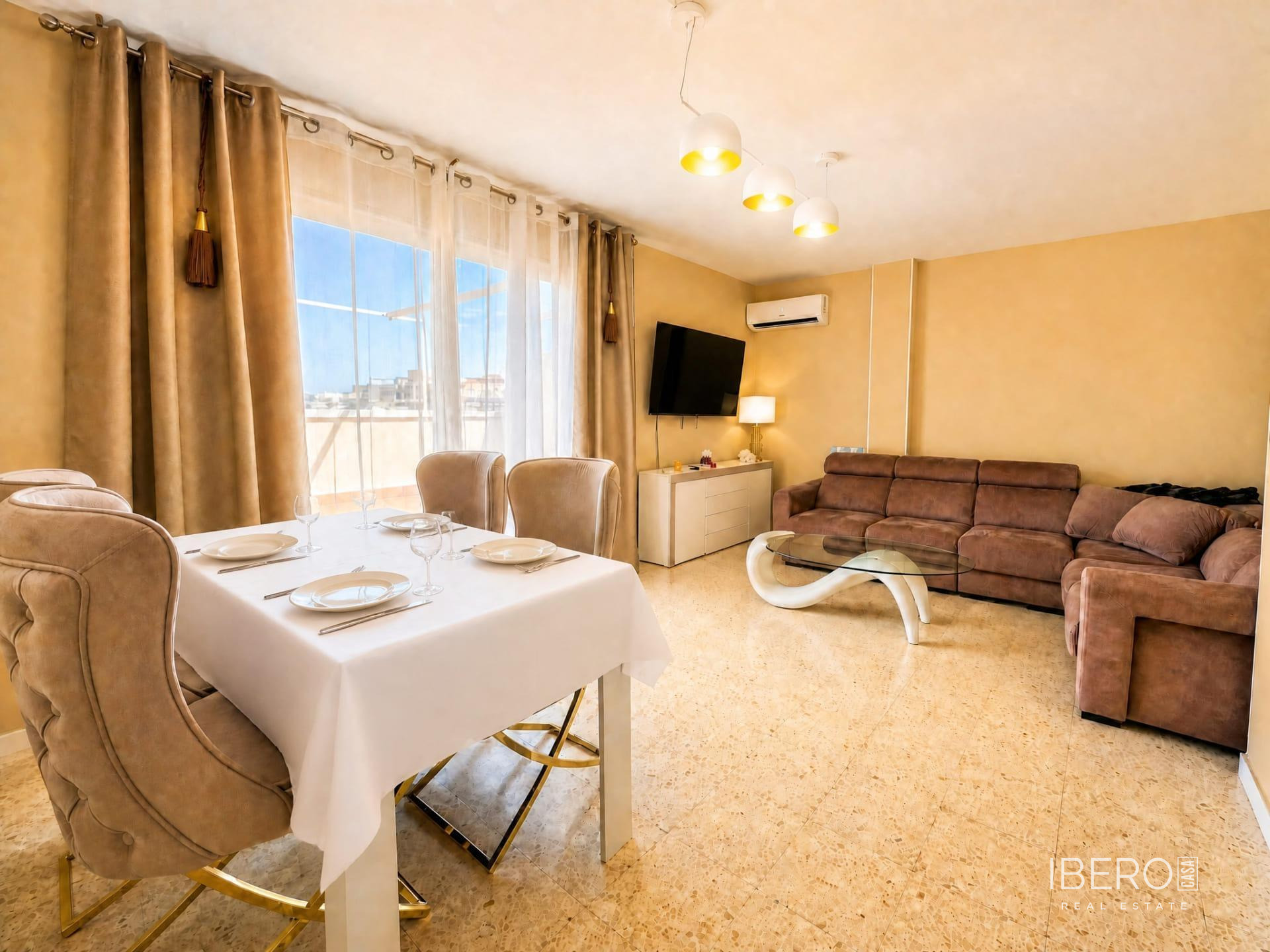 Apartamento de 4 dormitorios, Girona