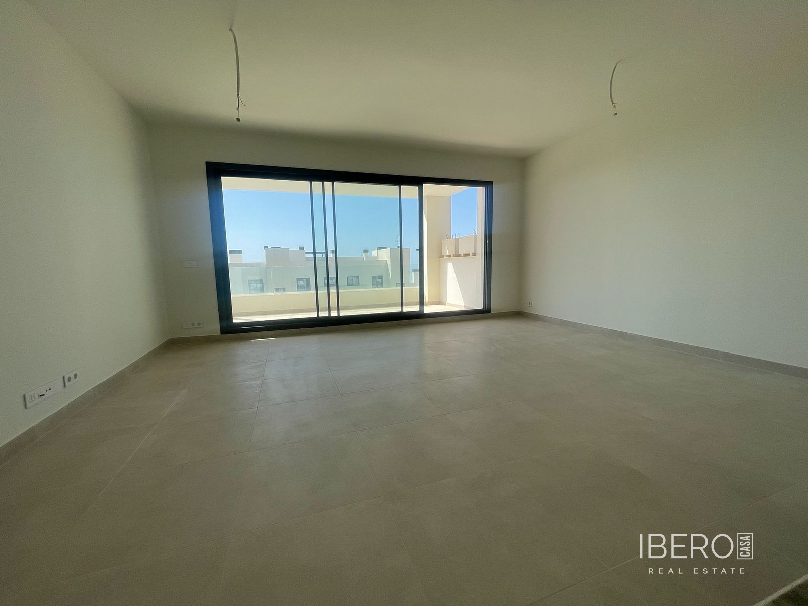 Nový apartmán se 3 ložnicemi a výhledem na moře, Benalmadena