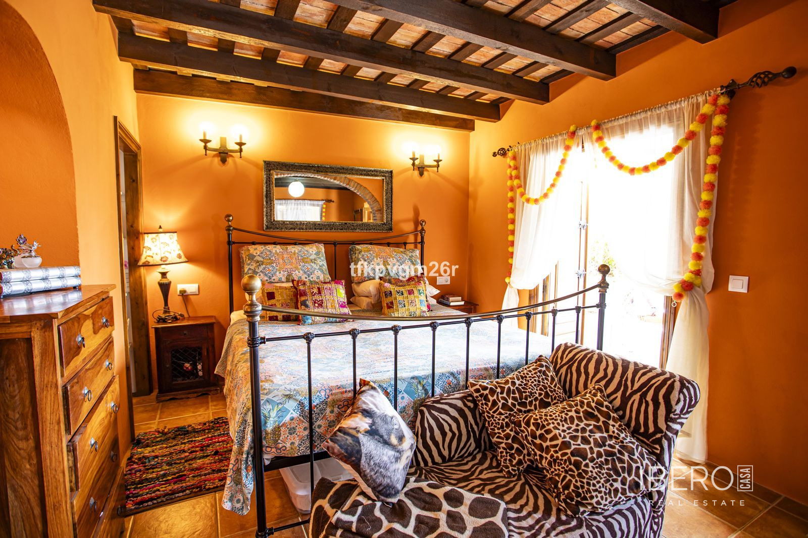 4-bedroom house with mountain views, Jimena de la Frontera