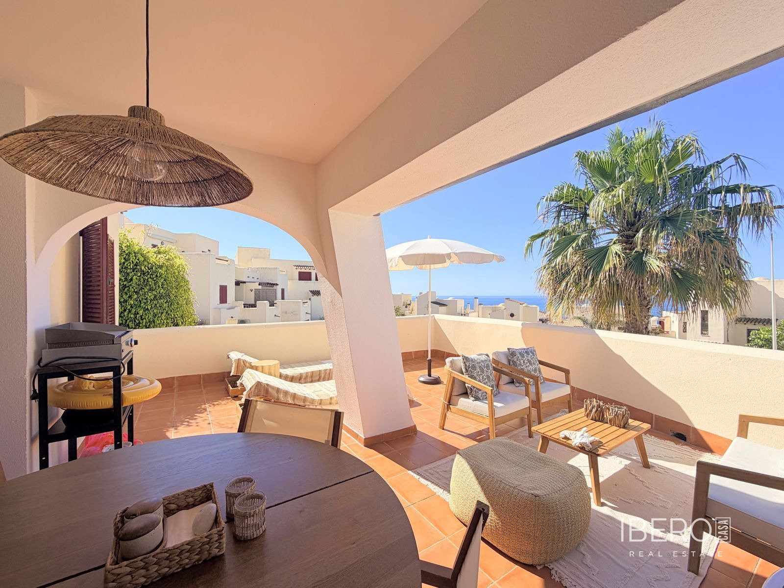 Zrekonstruovaný apartmán se 2 ložnicemi, Casares Playa