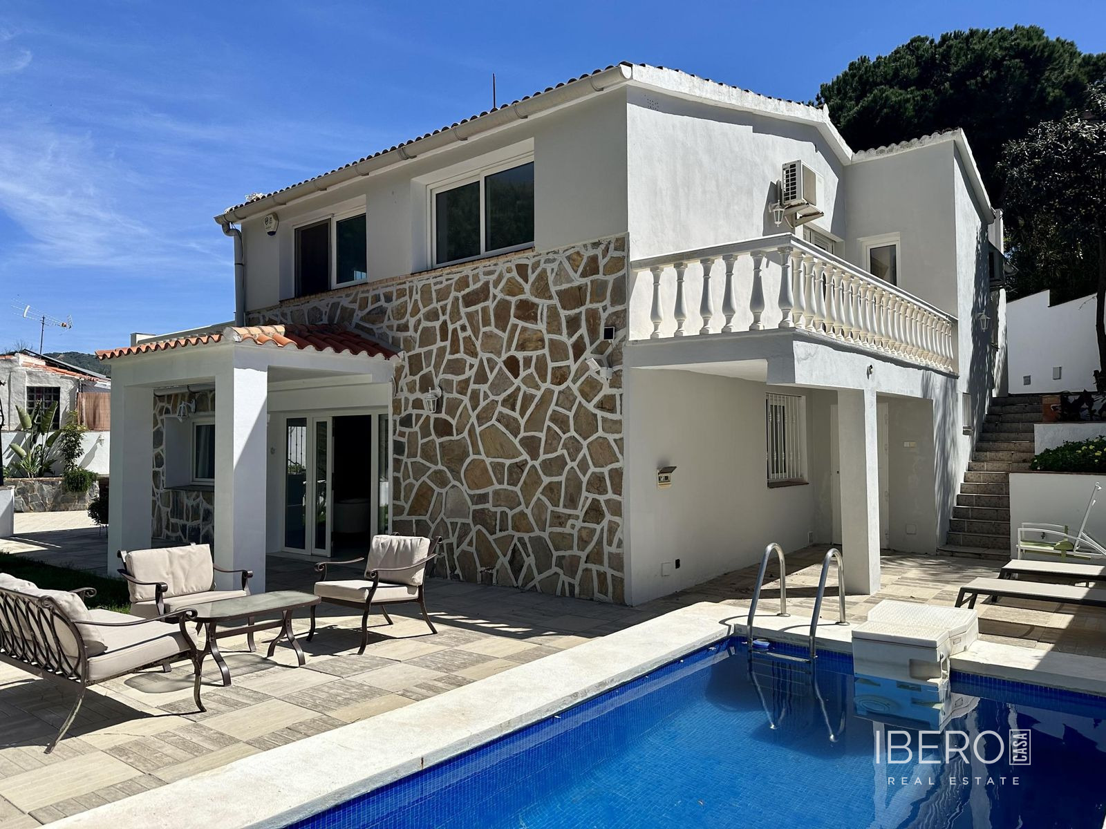 3-bedroom house with fireplace, El Rosario