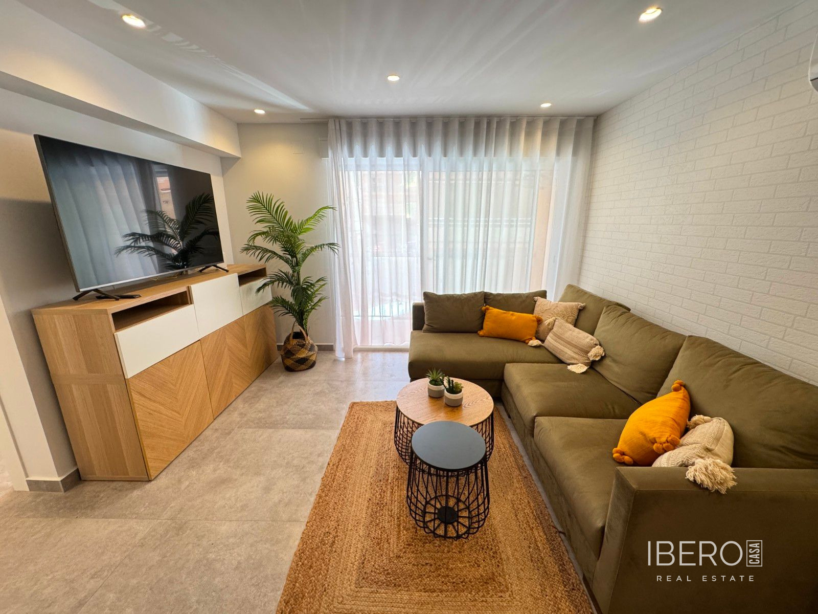 Apartmán se 3 ložnicemi, Guardamar del Segura