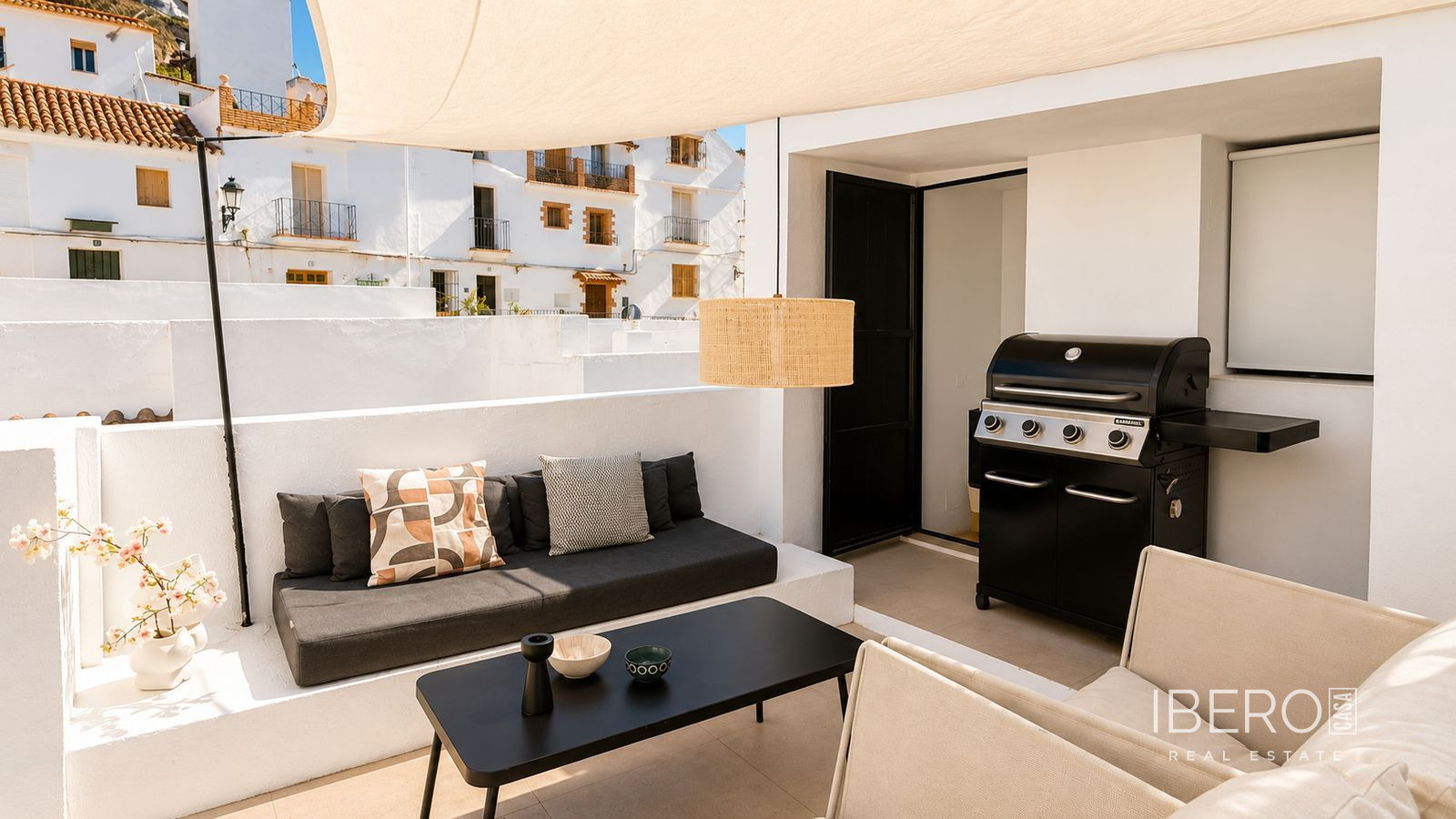Casa reformada de 2 dormitorios con vistas a la montaña, Ojén