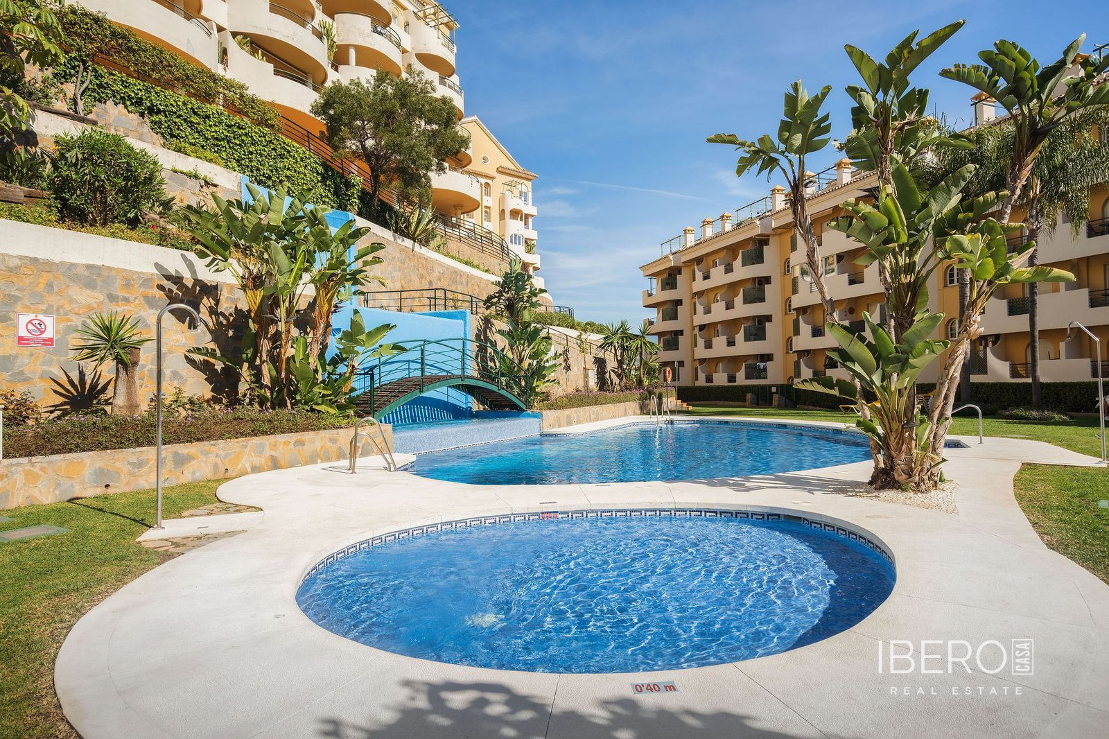 Apartamento de 2 dormitorios con vistas al mar, Nueva Andalucía