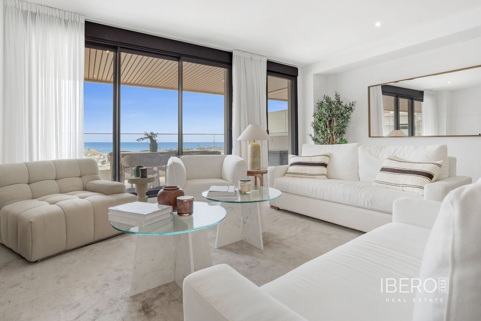 Apartamento de obra nueva de 2 dormitorios con vistas al mar, Selwo