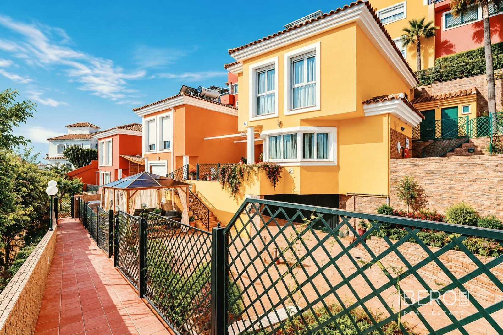 Casa de 3 dormitorios con vistas a la montaña, Torremar