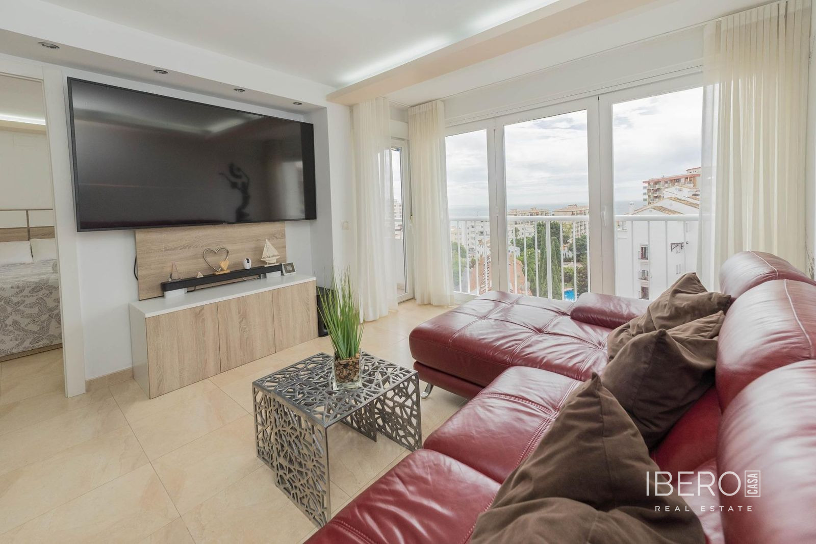 Zrekonstruovaný apartmán se 2 ložnicemi, Benalmadena