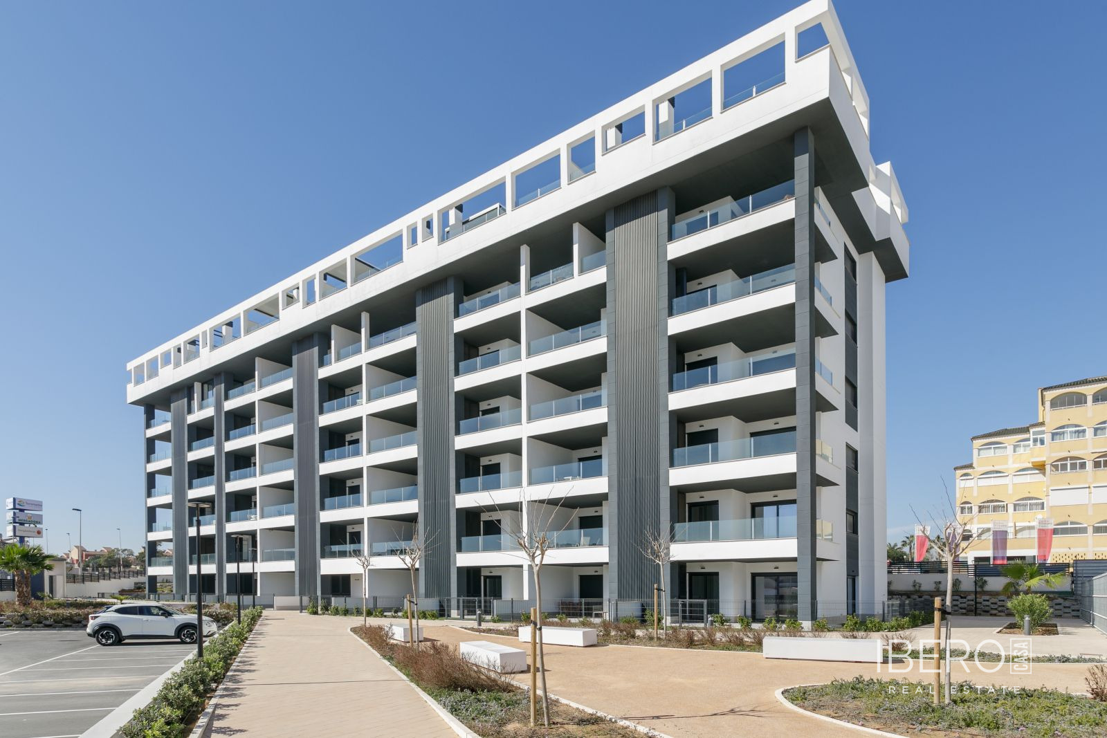 Nový apartmán se 3 ložnicemi a výhledem na moře, Torrevieja