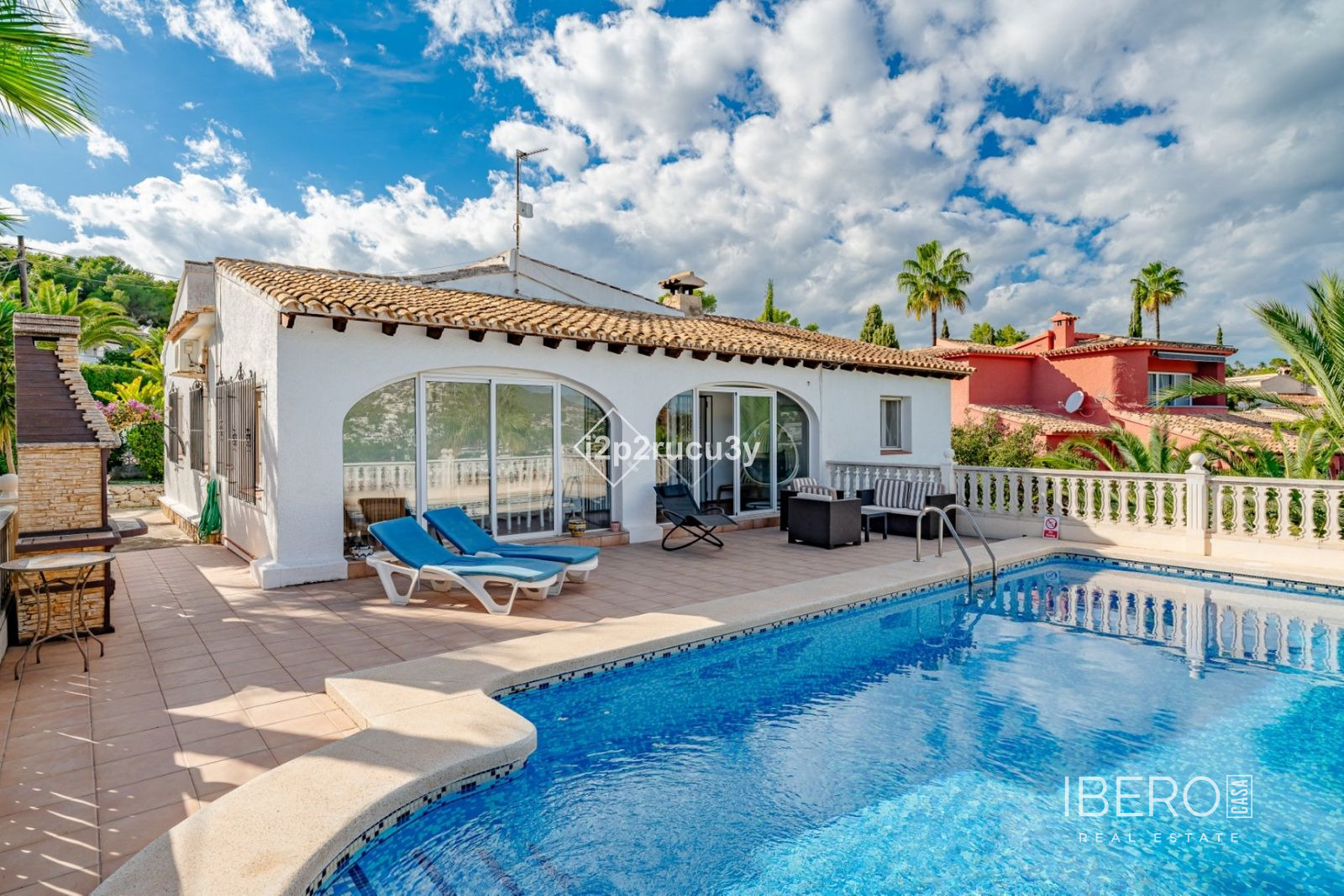 Dům se 4 ložnicemi a výhledem do hor, Moraira