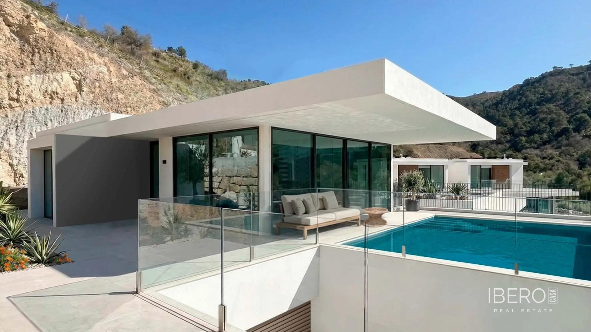 Rozestavěný dům 123 m² kousek od moře, Benidorm