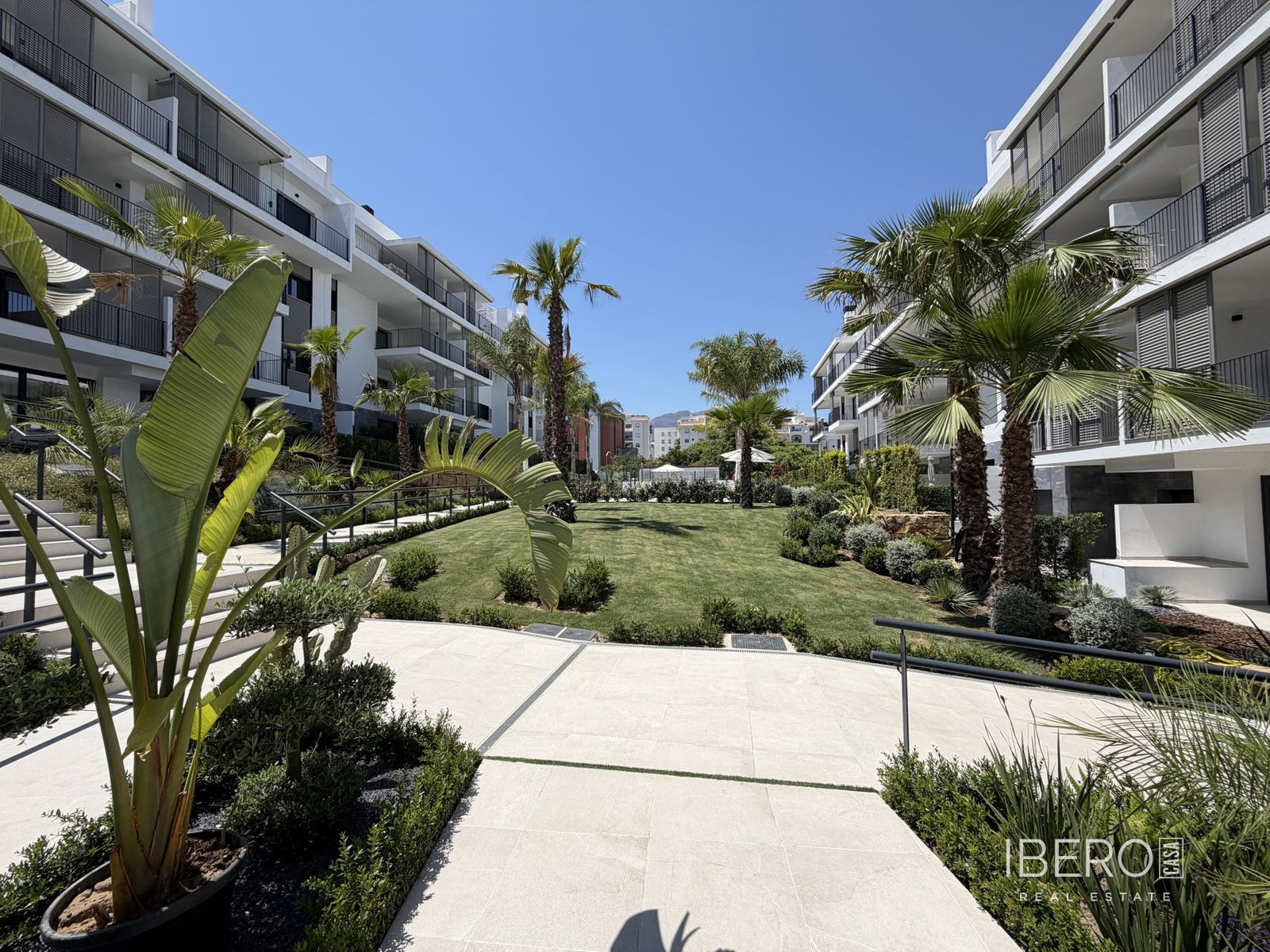 Nový apartmán se 2 ložnicemi kousek od mariny, Estepona