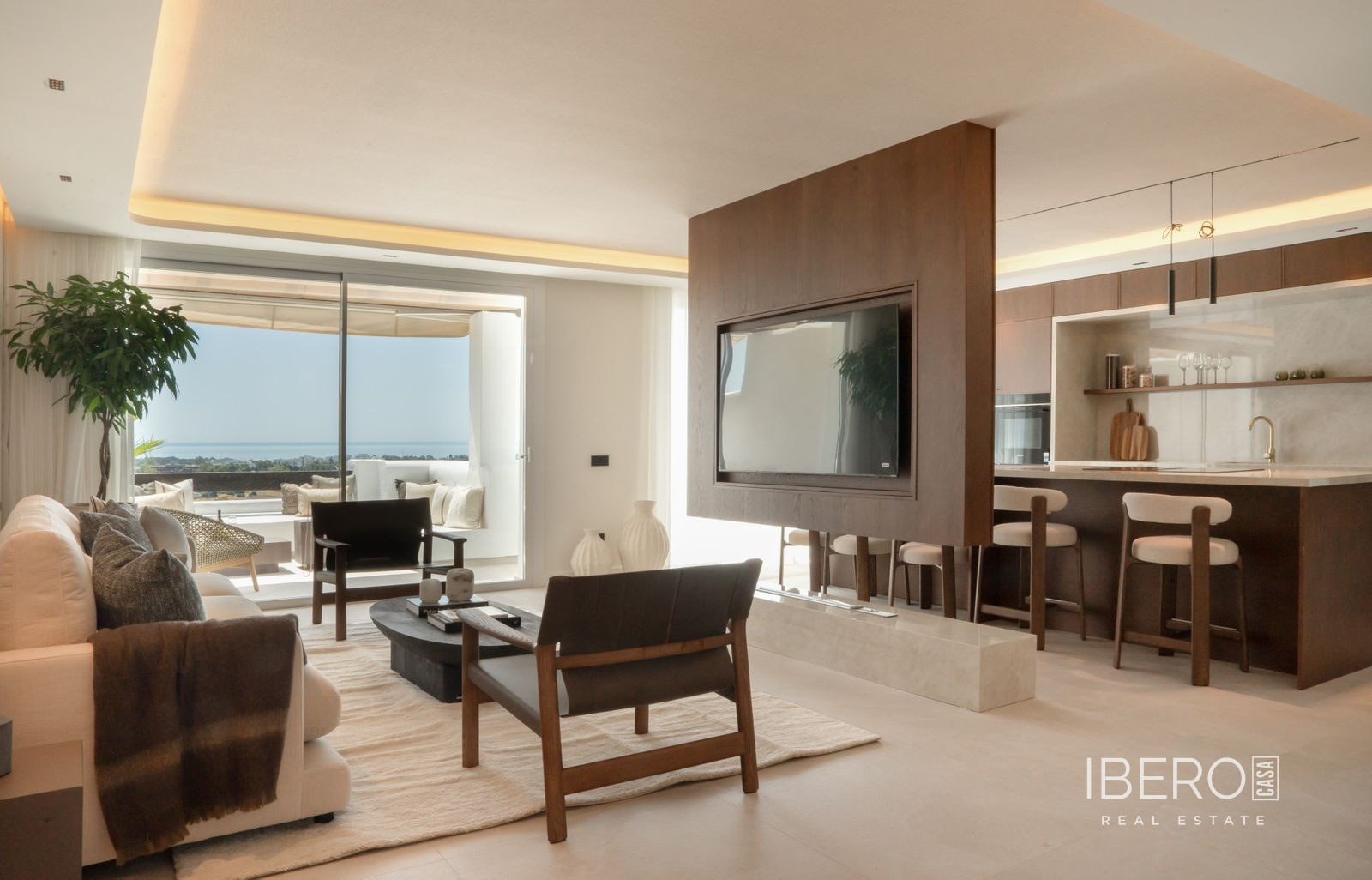 Apartamento de 3 dormitorios con vistas al mar, Benahavís