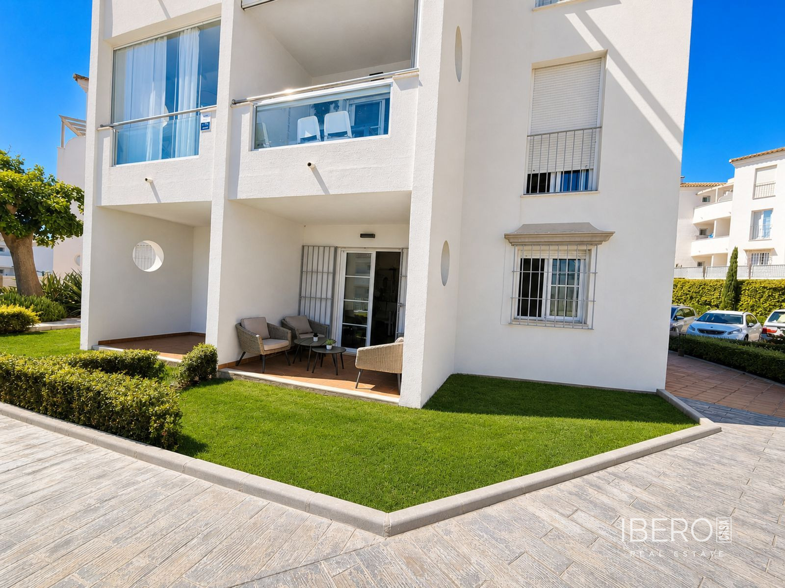 3-bedroom apartment near the marina, La Duquesa
