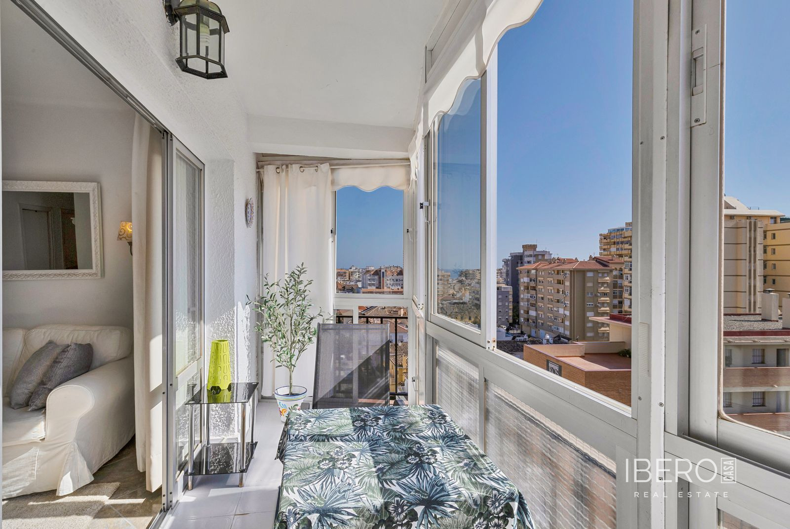 Apartamento de 2 dormitorios con vistas al mar, Los Boliches