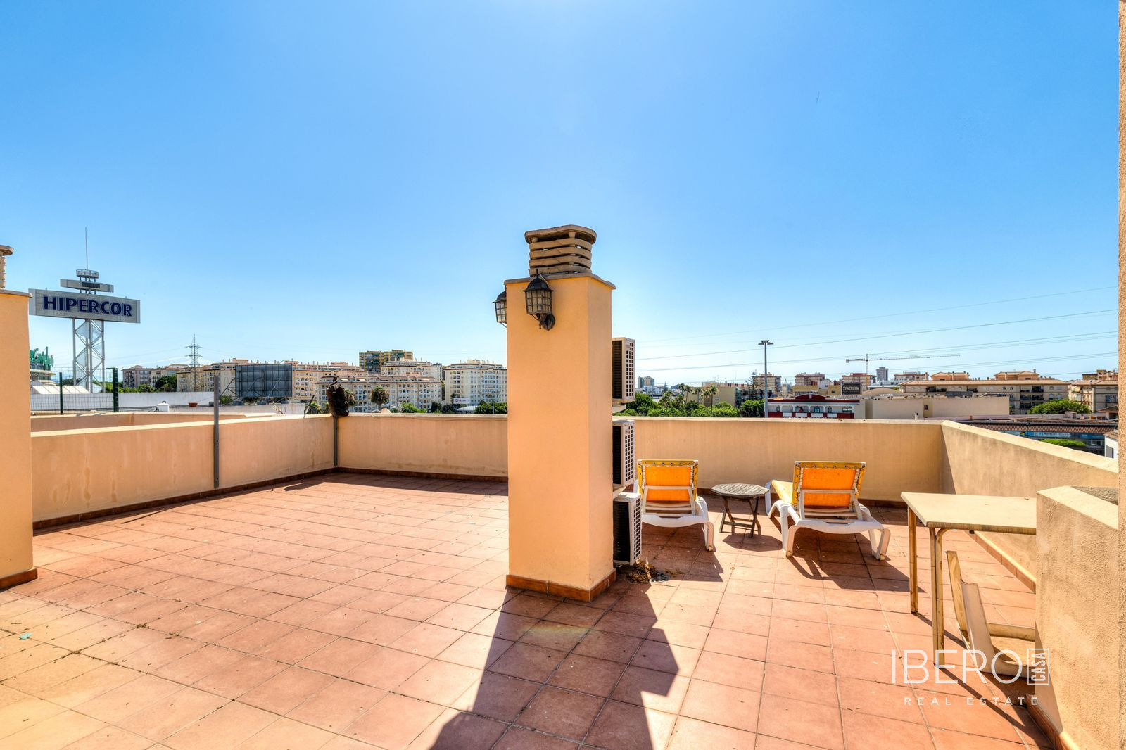 Apartmán se 2 ložnicemi a střešní terasou, Mijas Costa