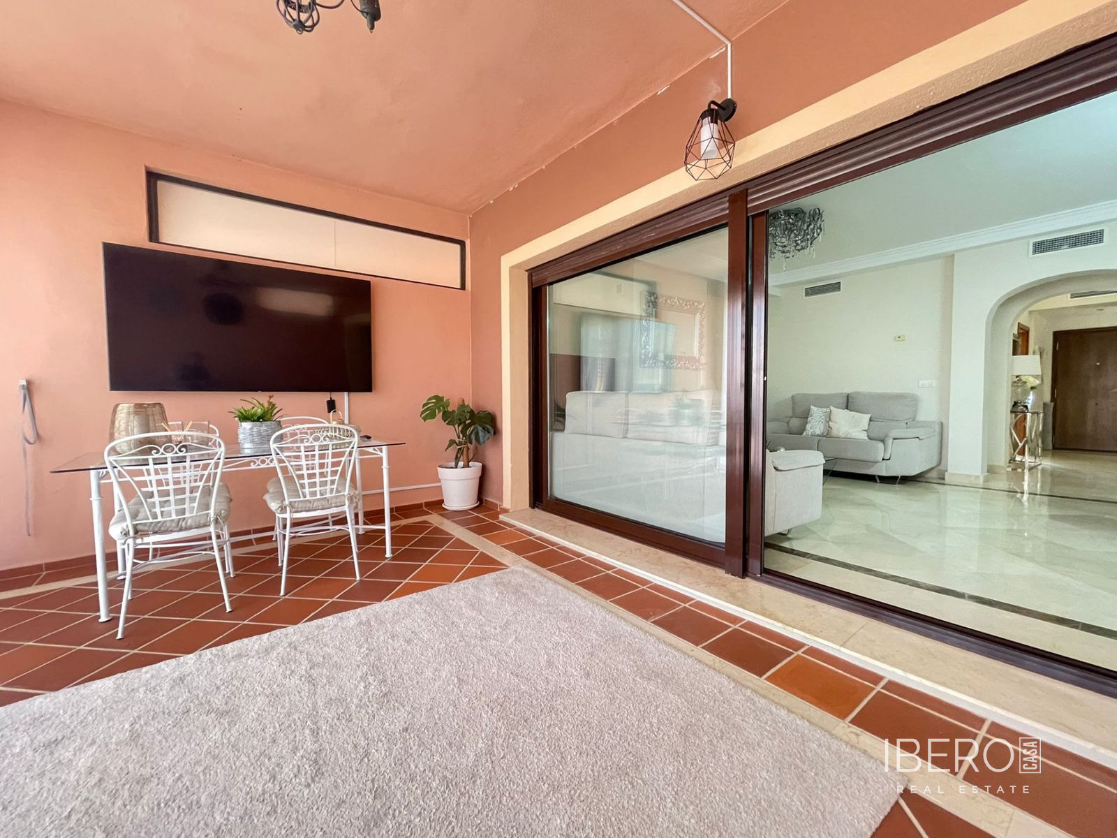 Casa de 3 dormitorios con vistas al mar, Estepona