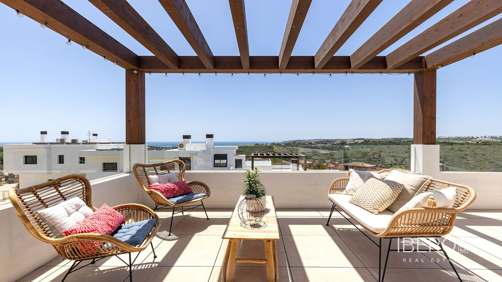 3-bedroom apartment with sea view, Casares